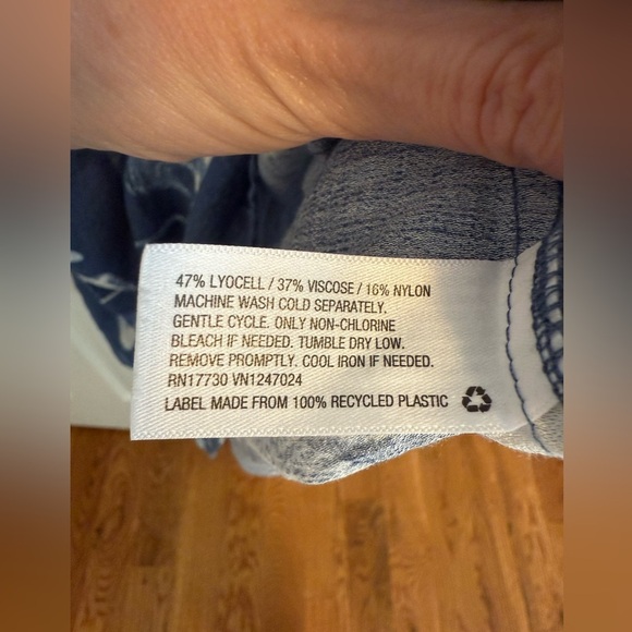 A New Day Blue and White Flutter Sleeve Sundress Size Small - Picture 5 of 12